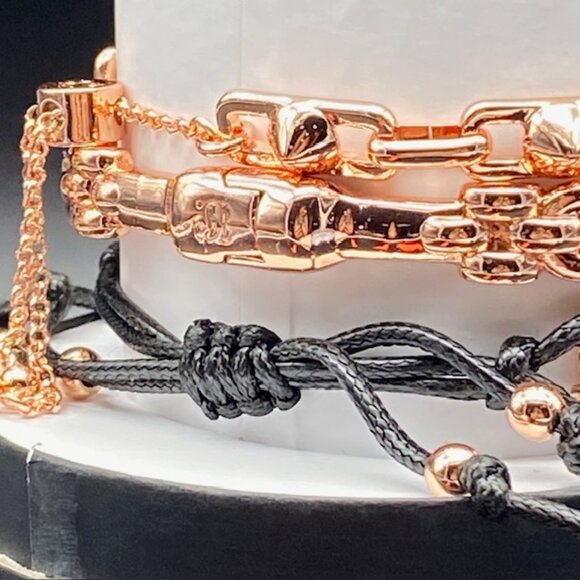 Glampire Nights ST52812 Halloween Stack 2025 Bat Coffin Charm - Picture 3 of 4